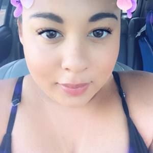 Meet your Posher, Alicia